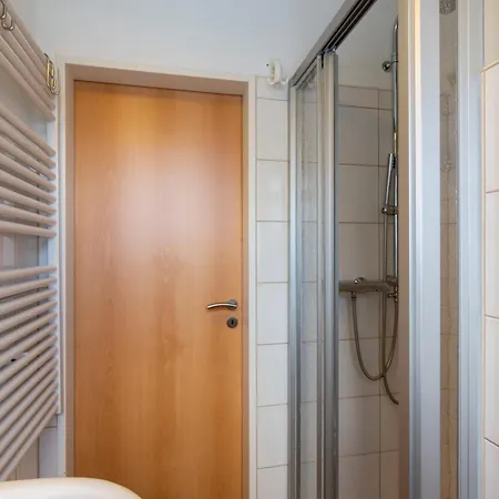 펜션 Huus Meerferien 도누메시어