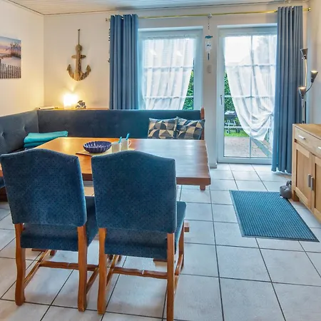 Holiday home Huus Meerferien Dornumersiel